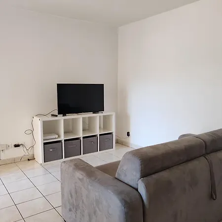 Soleil Et Commodite Apartment